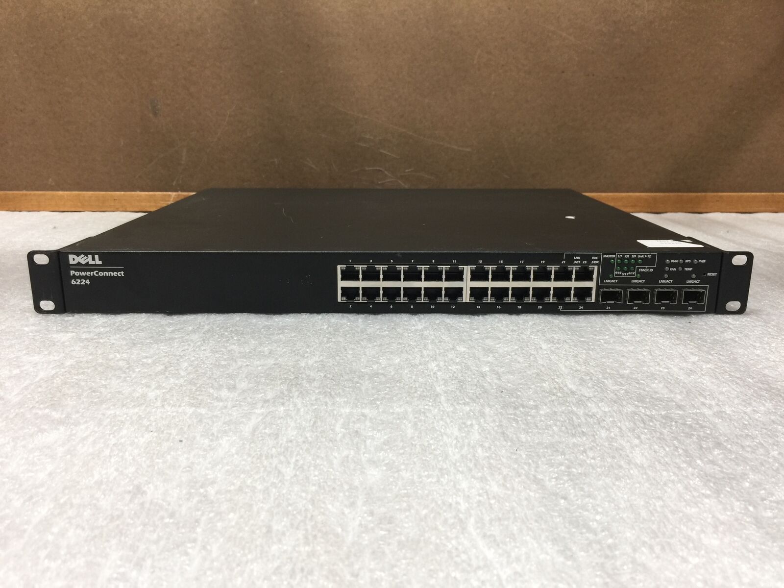 Dell PowerConnect 6224 24 Port Gigabit Switch w/ Stacking Module & Rack Ears