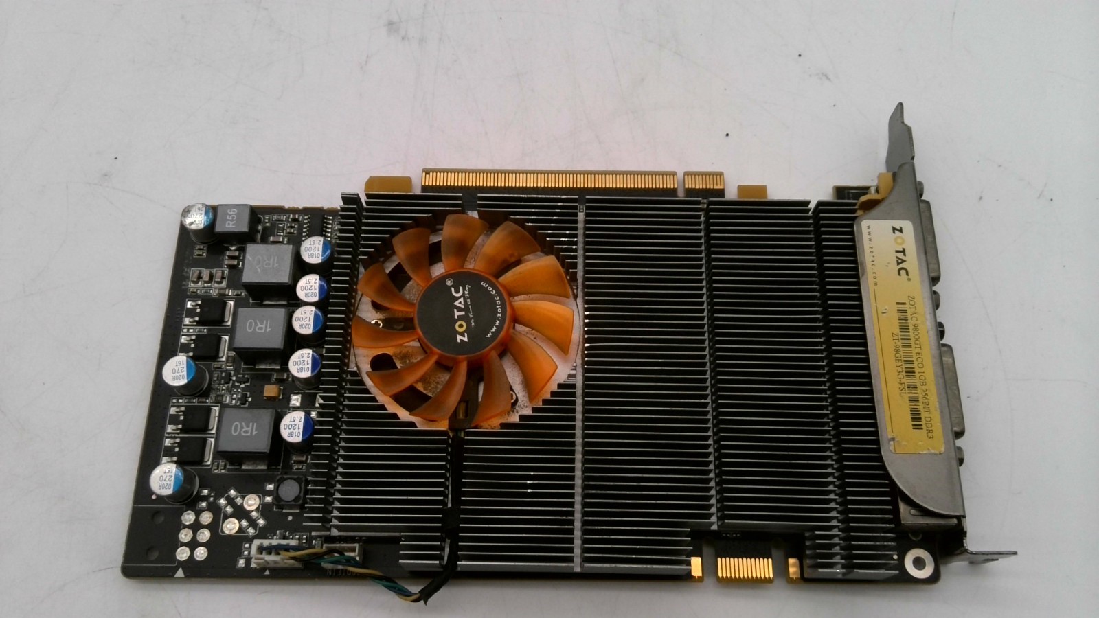Zotac Geforce 9800GT ECO 1GB 256BIT GDDR3 PCI Express 2.0 x16 Graphics Card