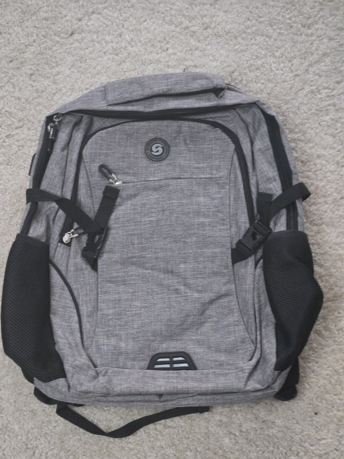 SHRRADOO Anti-Theft Laptop Backpack with USB Charging Port