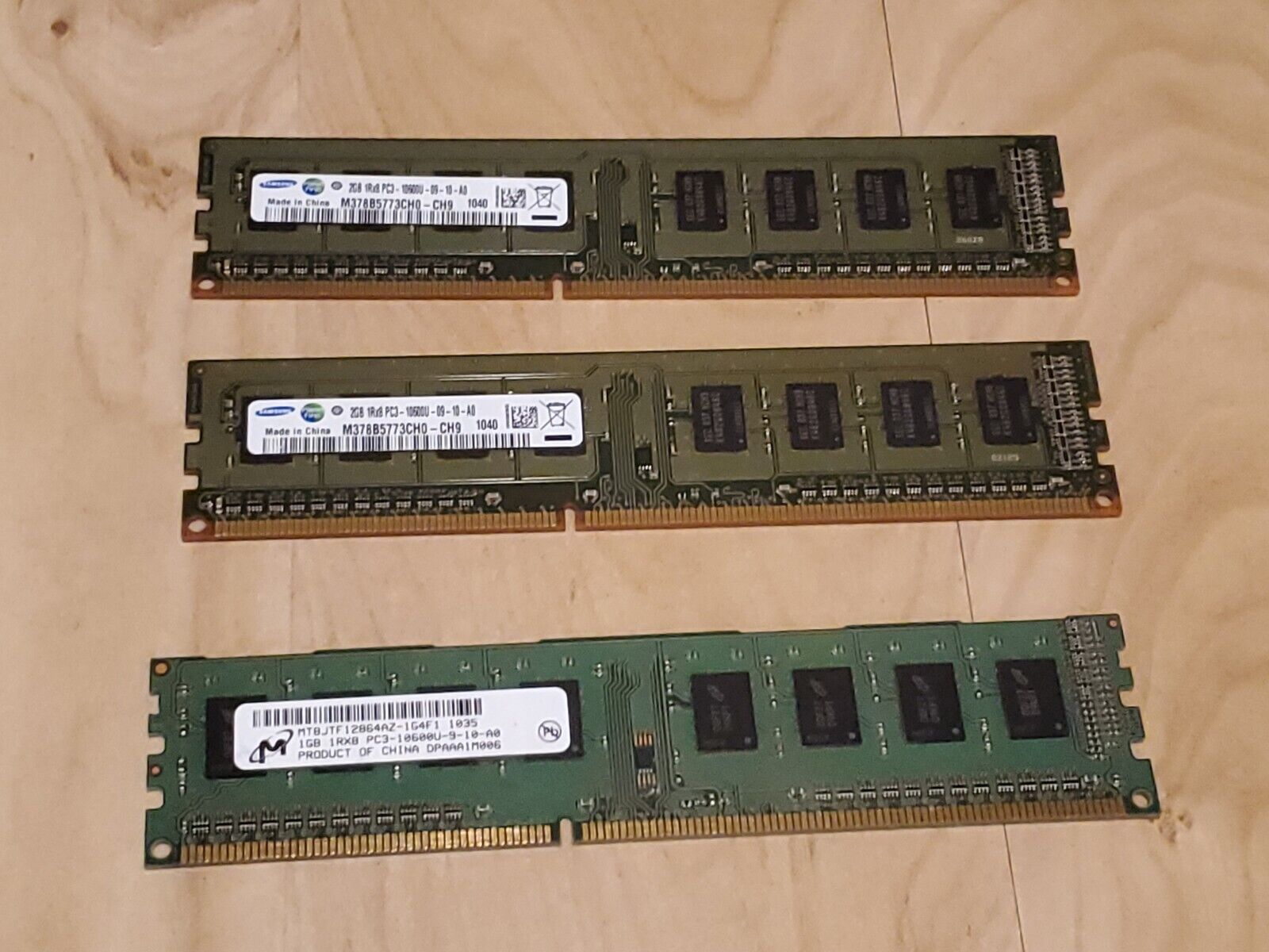 6GB (3x2GB) Ram DDR3 PC3-10600V-08-10-AO Samsung/Micron Crucial
