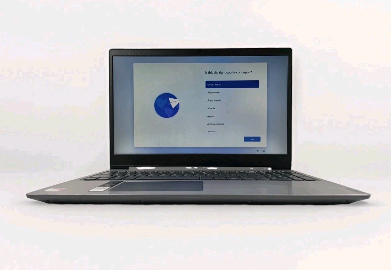 Lenovo Ideapad S145-15AST AMD A9-9425 Radeon R5 LAPTOP 8GB 256GB SSD WINDOWS 11