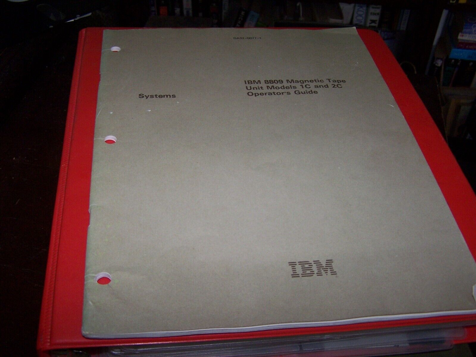 IBM 8809 Magnetic Tape Model 1C and 2C Operator's Guide GA32-0077-1