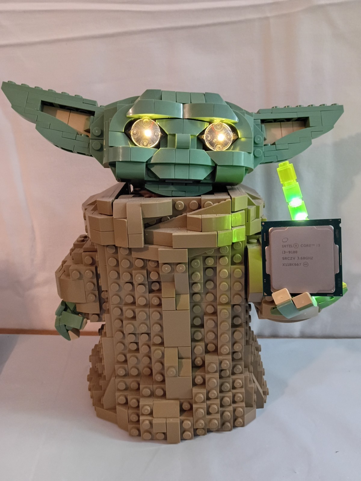 Intel 9th Gen Core i3-9100 3.60GHz (Turbo 4.20GHz) LGA 1151 - Yoda NOT included