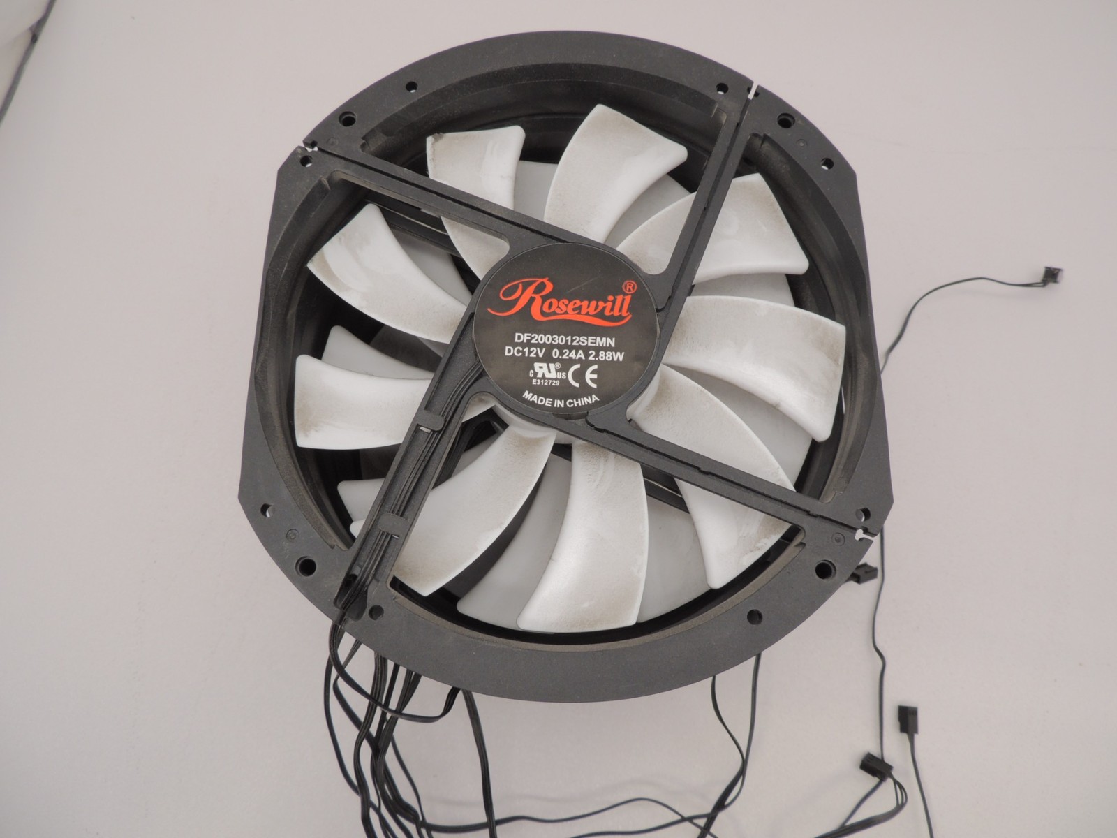 Rosewill DF2003012SEMN 12V 0.24a 2.88W 200mm 3 Pin Case Fan Tested Working