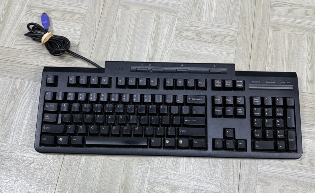 Sony Vaio Windows Mechanical Keyboard Model PCVA-KB4P/U Vintage Tested OEM 