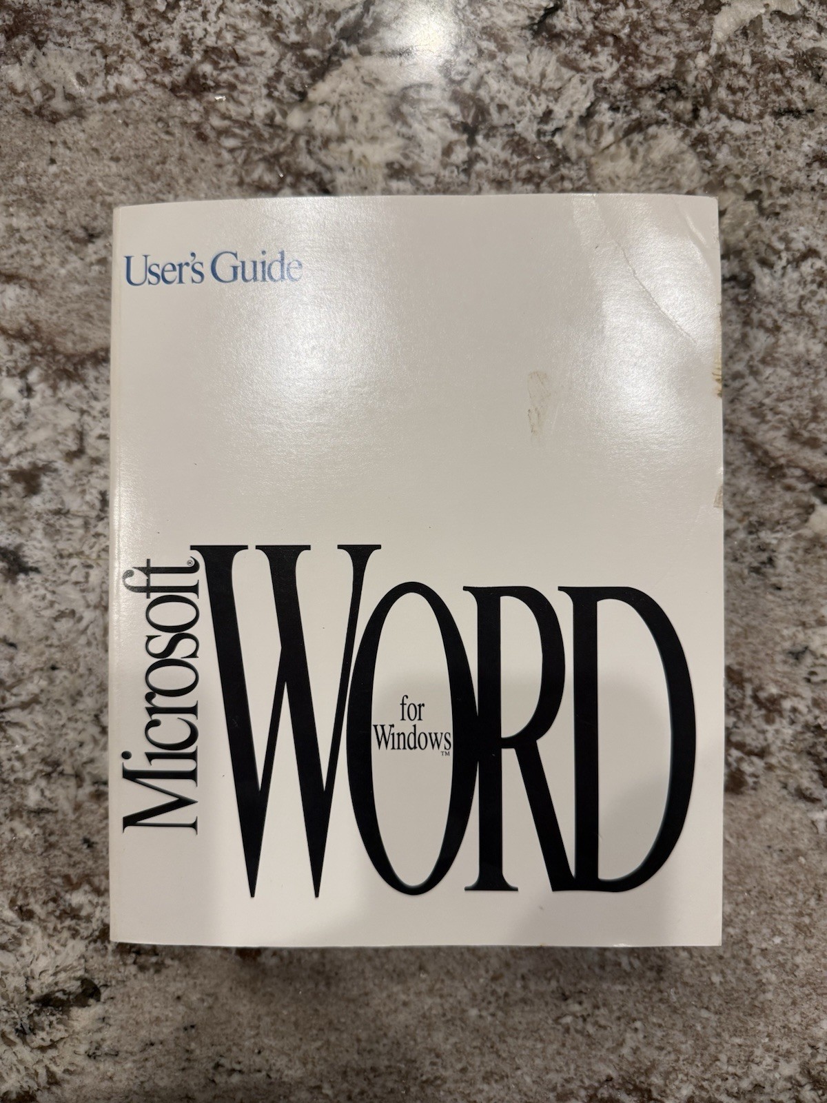 Microsoft Word Version 2.0 for Windows User's Guide 1991 (No discs included)