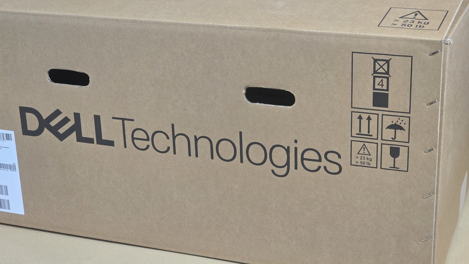 NEW DELL Poweredge T360 Xeon 6325P 3.5GHz 64GB RAM 8LFF 480GB SSD H355 RAID 3Y W