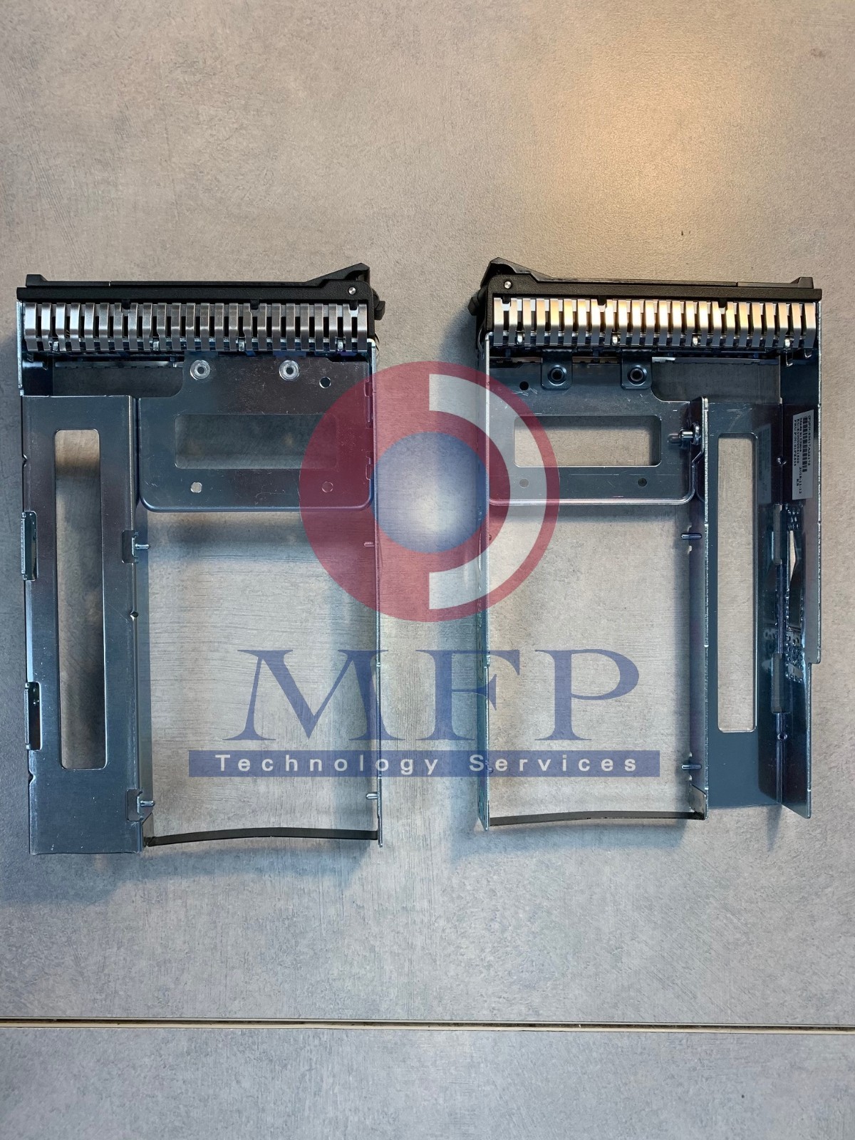 *2 PACK*LENOVO GEN4 3.5 TO 2.5 TOOLLESS H/S TRAY M5 SR630, SR650, ST550, SR550
