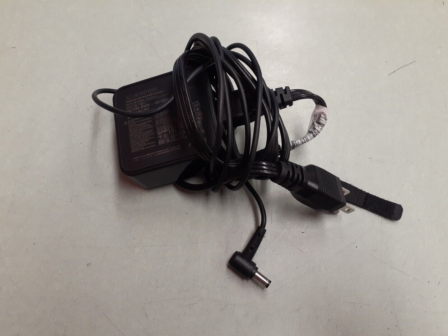 Genuine Asus ADP-65GD D Laptop 19V 3.42A Power Adapter