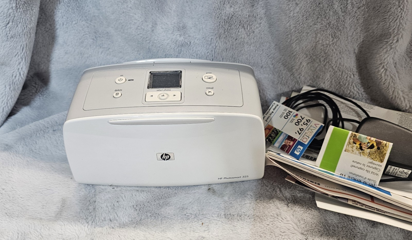 HP Photosmart 335 Compact Photo Printer Q6377L w/ USB Cable