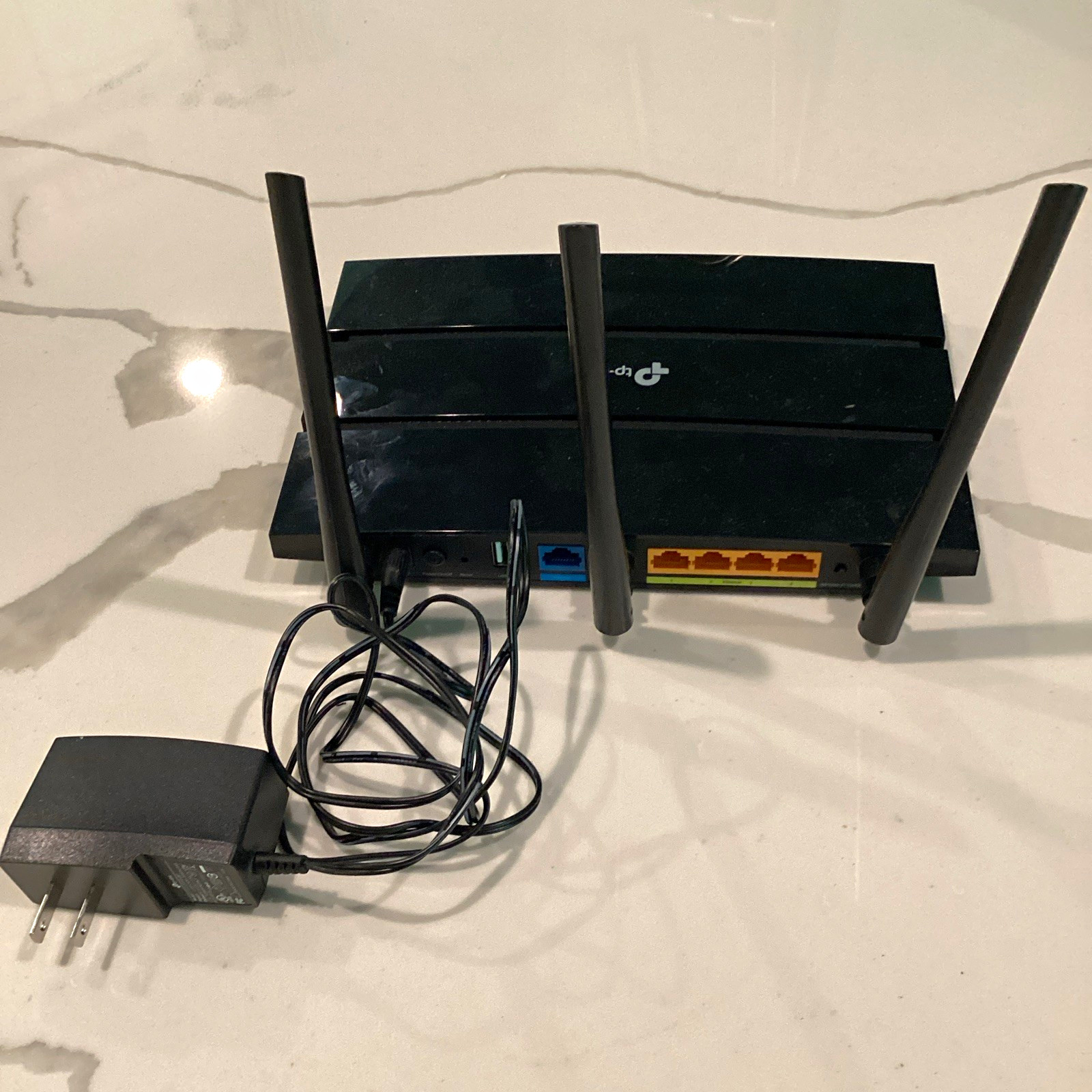TP-LINK AC1750 Black Wireless Router, 4 LAN, Ethernet RJ-45, USB 2.0, 3 Ant