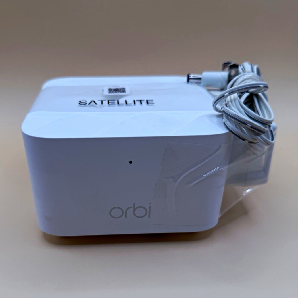 NETGEAR Orbi RBS10 Satellite Dual-Band AC1500 WiFi 4x Gigabit Ethernet White