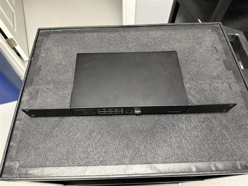GeoVision GV-POE0801 8-Port 802.3at Web Management PoE Switch