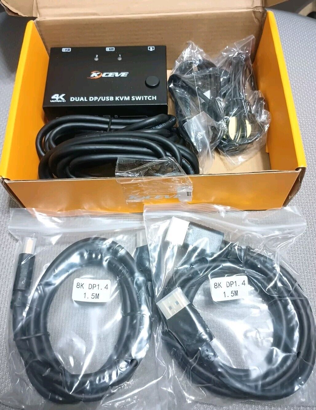 KCEVE 4K 60Hz USB3.0 DP Dual Monitors KVM Switch (KC-KVM202DP)