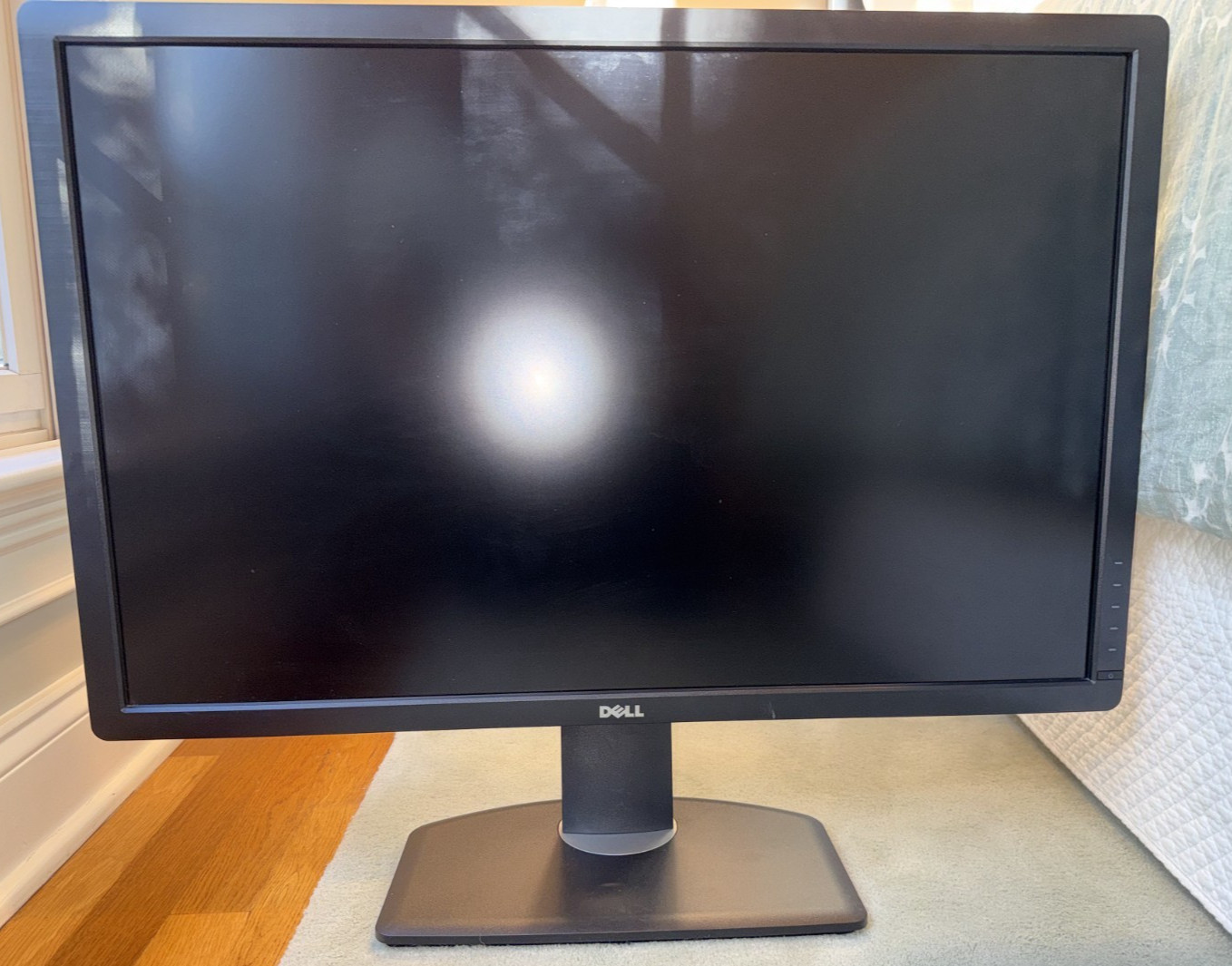Dell UltraSharp Model U3014t 30 Flat Panel LCD Monitor W/ Stand & Cables Working