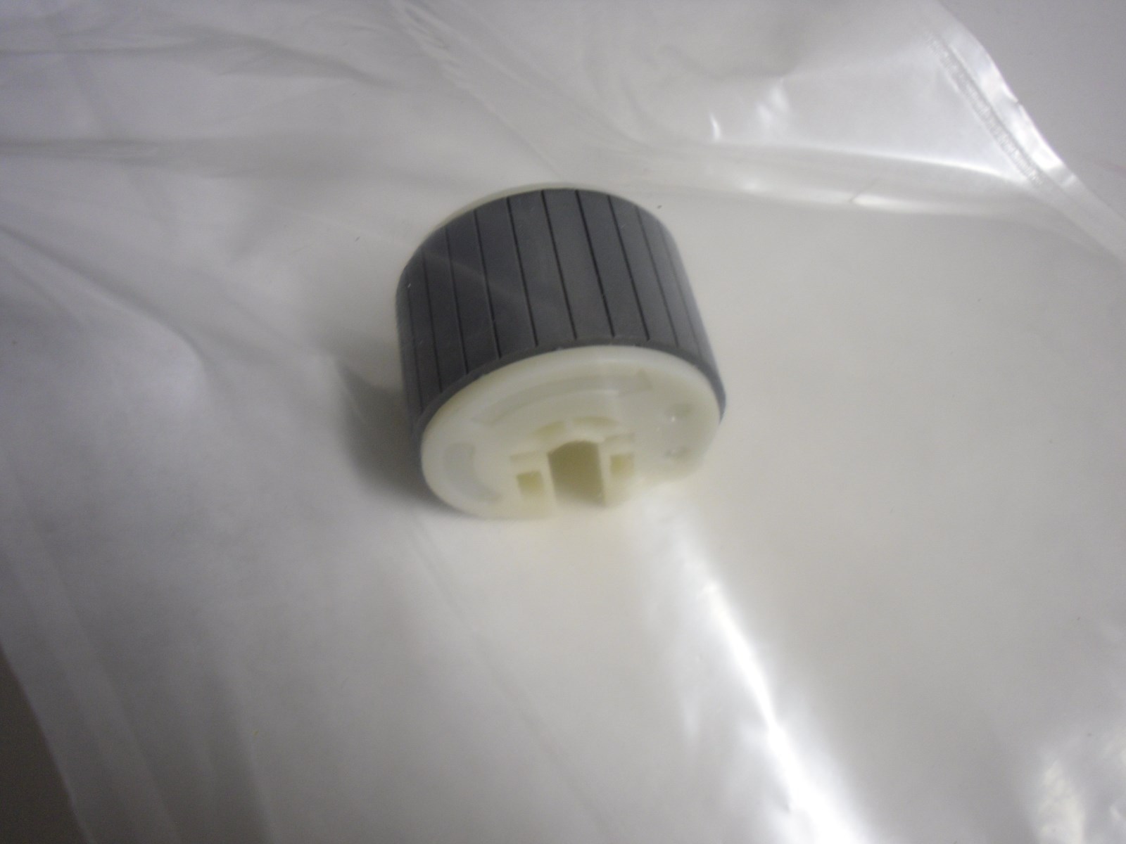 NEW Genuine DELL 2130 2135 2150cn 2155cdn Printer G866F Paper Pickup Feed Roller