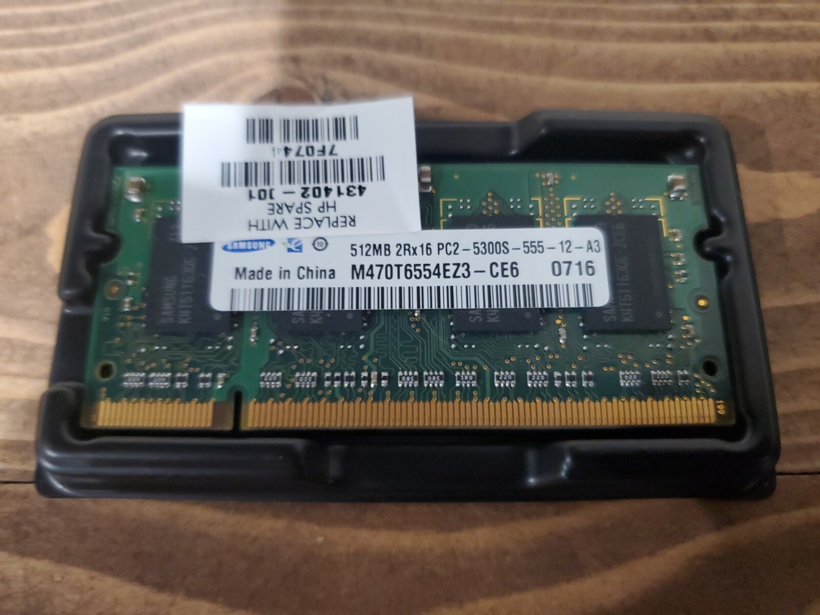 Samsung PC2-5300S 512 MB SO-DIMM 667 MHz DDR2 Memory Modules 1