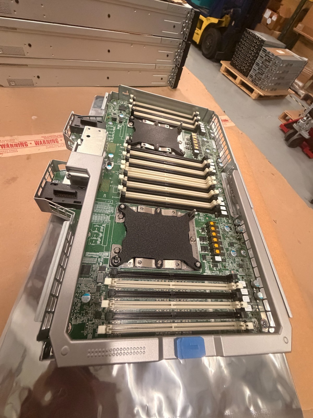 P11742-001 HP ProLiant DL560 DL580 Gen10 CPU Mezzanine Board HPE G10 840403-002