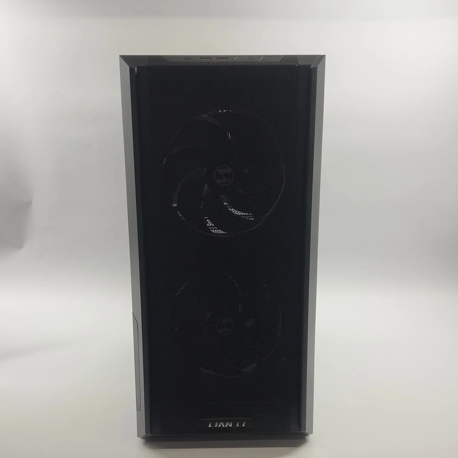 LIAN LI Custom PC Core i7-12700K 3.60GHz 32GB RAM 1TB SSD