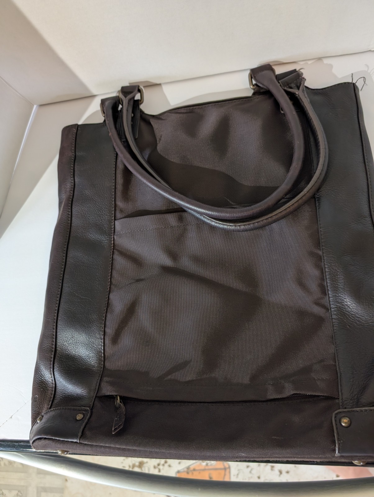 Solo Case 16 " Leather Laptop Bucket Travel Professional Tote Bag  Espresso 