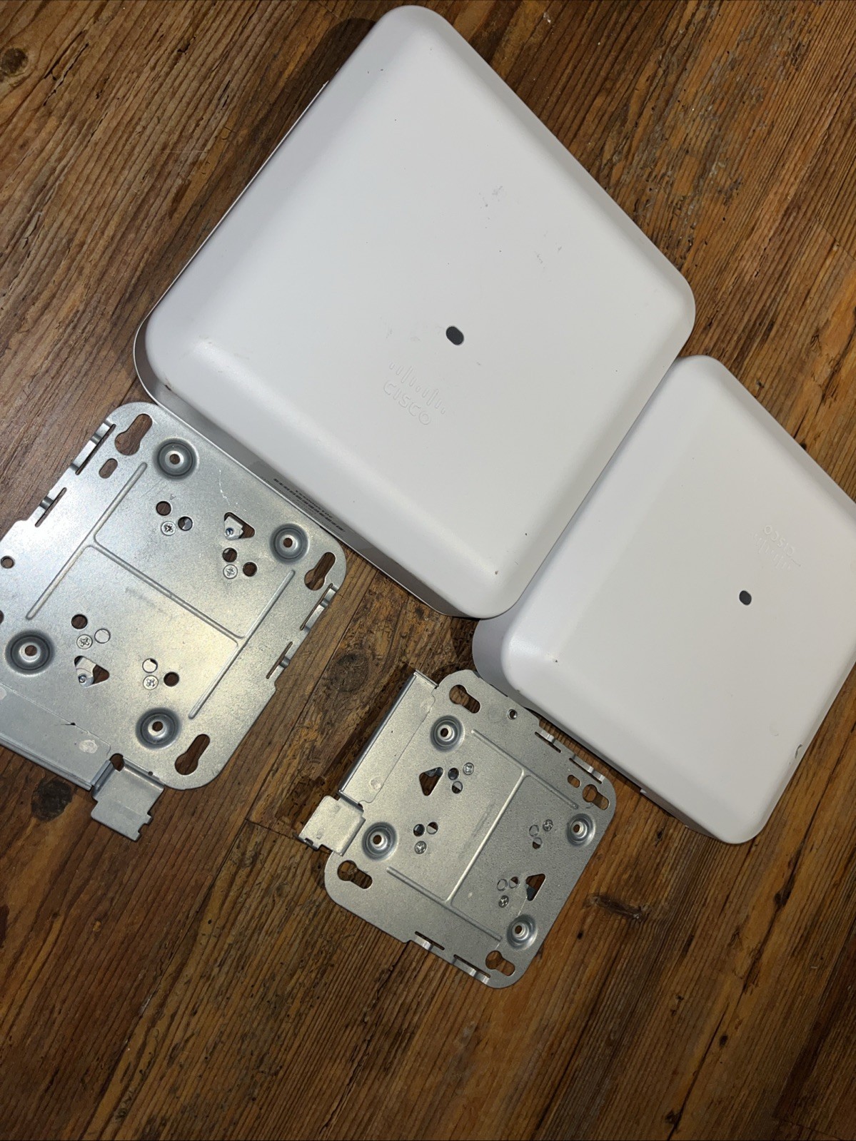 Cisco AIR-AP2802I-B-K9 Wireless Access Point Aironet 802.11ac + Bracket X 2