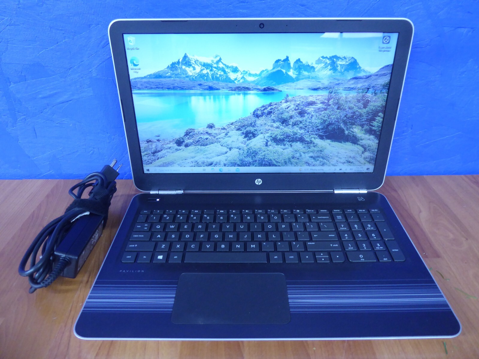 HP 15.6" PAVILION 15Z-AW000 AMD A12-9700P 2.5GHz 8GB 1TB WINDOWS 10 HOME
