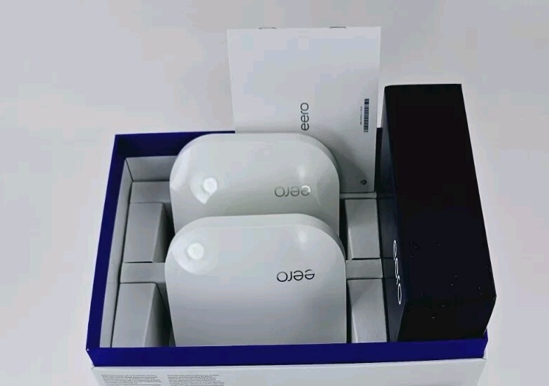 2 EERO A010001 1st Generation Mesh WiFi Router 