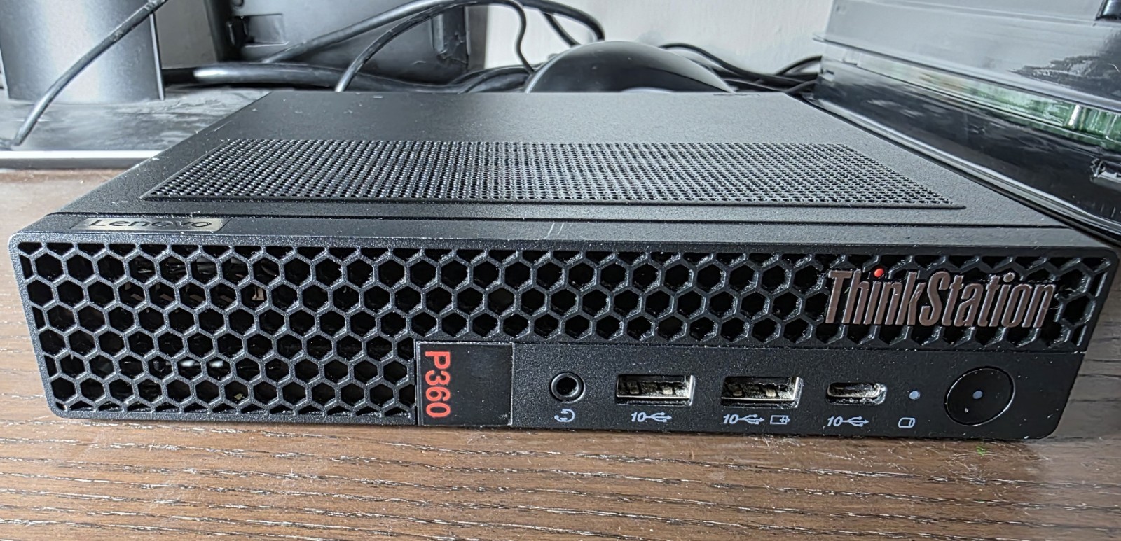 Lenovo Thinkstation P360 Tiny Desktop i7-12700T NVIDIA T400 4GB, NO RAM, NO SSD
