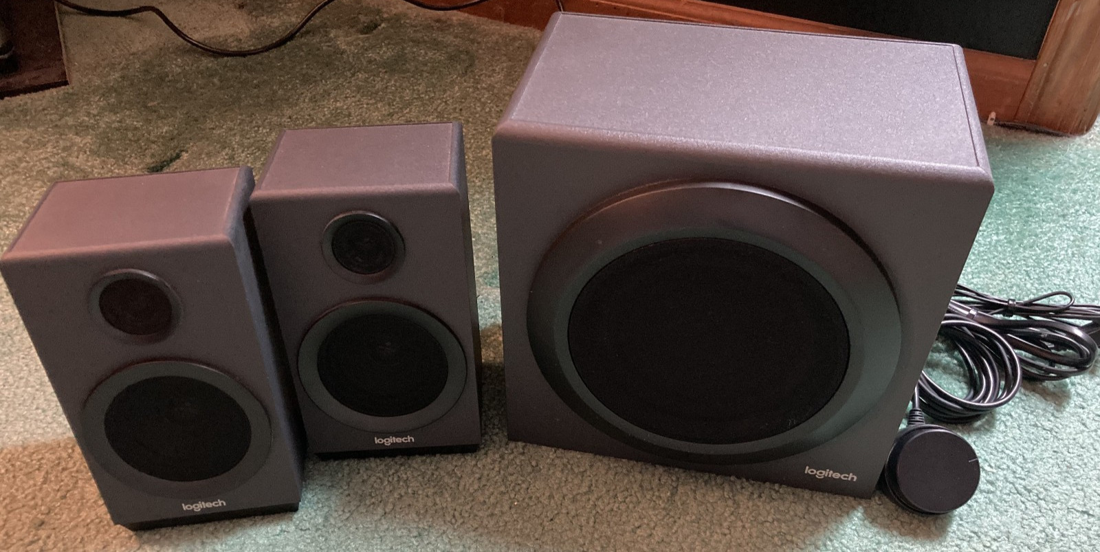 Logitech Z333 80W Multimedia Subwoofer and Speakers