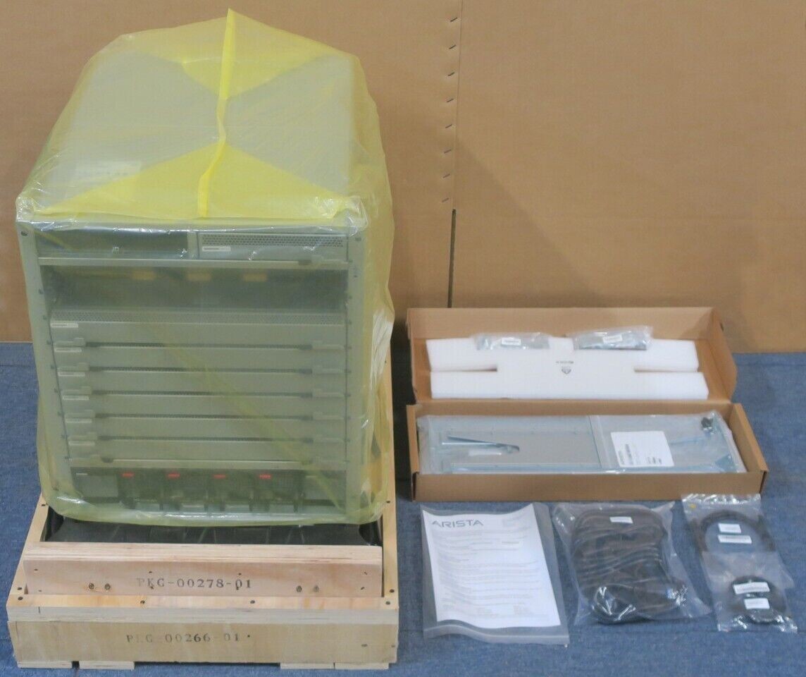 NEW Arista DCS-7308 7300 Series 8-Slot Switch Chassis + 4x PWR-3KT-AC-RED PSU