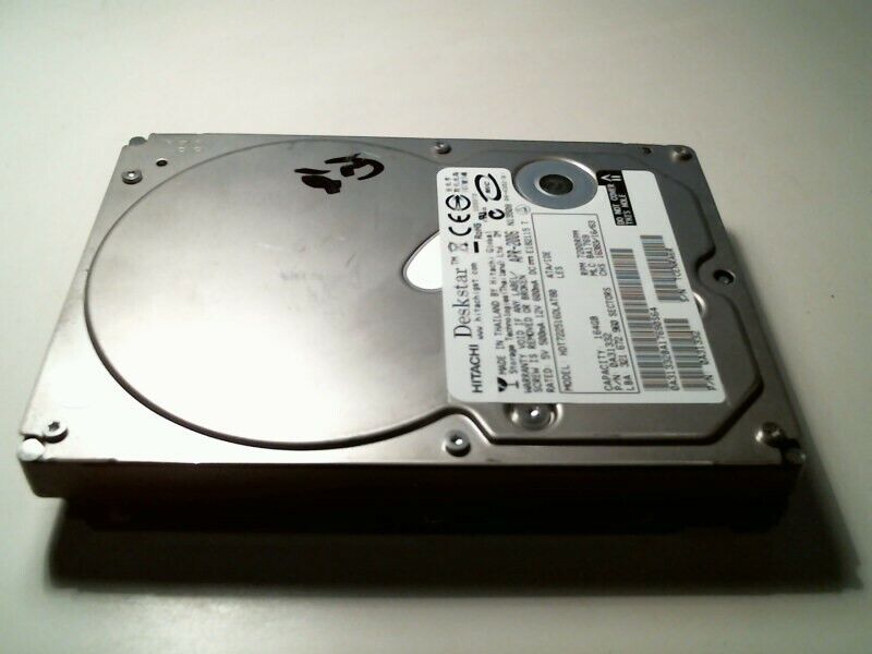 IDE Hard Disk Drive Hitachi Deskstar HDT722516DLAT80 0A31332 164GB BA1769