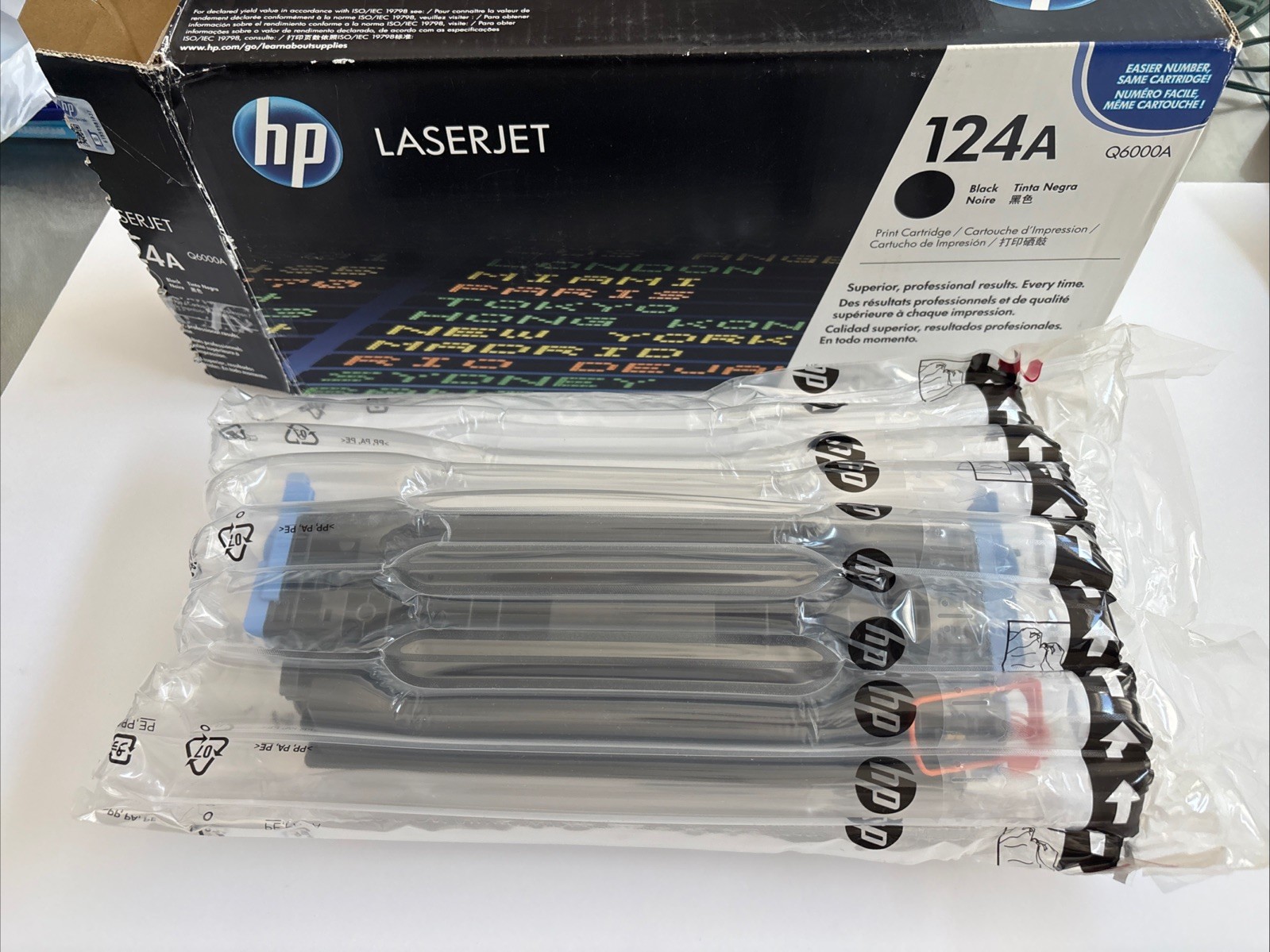 HP 124A Q6000A Black LaserJet Toner Cartridge Open Box Untested