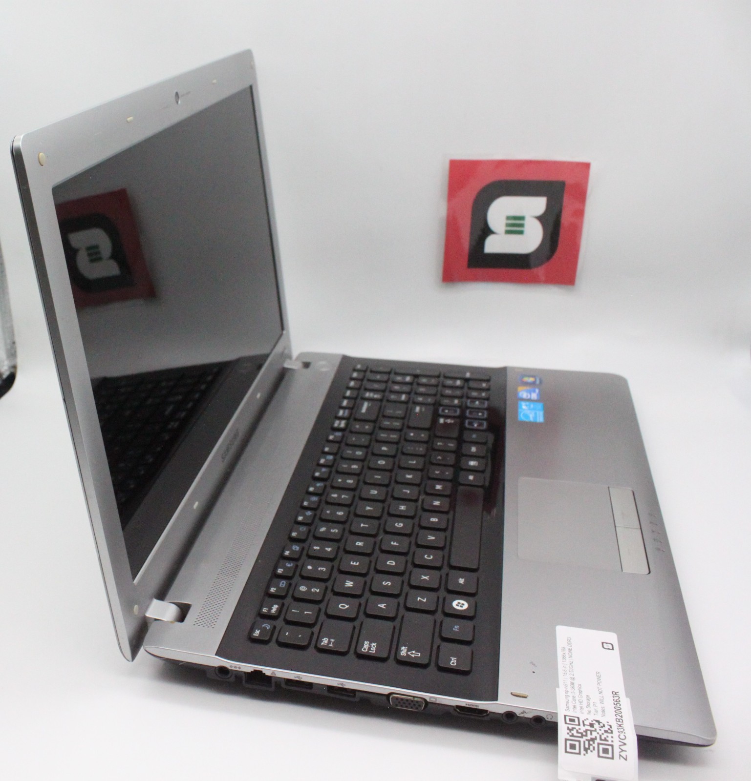 Samsung np-rv511 i3-380M @ 2.53GHz NO OS / POWER / STORAGE / RAM *PARTS