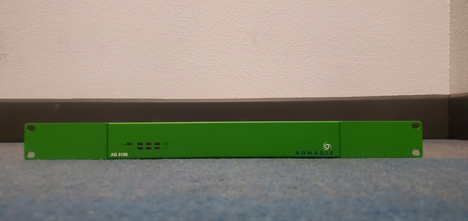 Nomadix AG3100 Access Gateway 