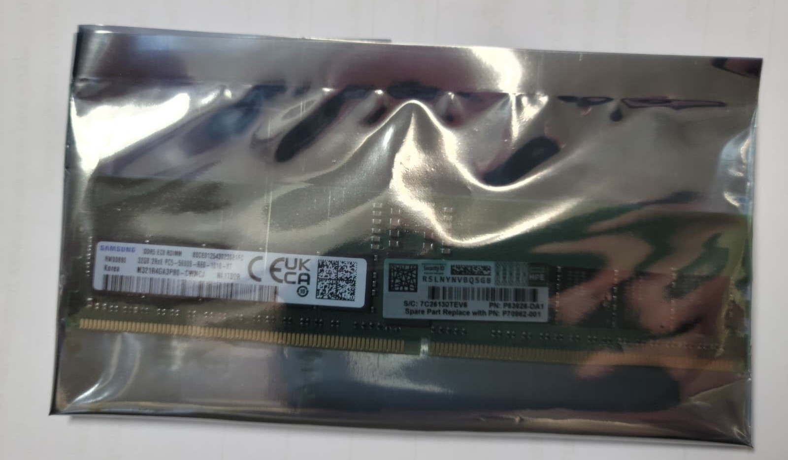 Samsung 32GB DDR5 5600MHz PC5-5600B ECC RDIMM Server RAM HPE P70962-001 (NEW)