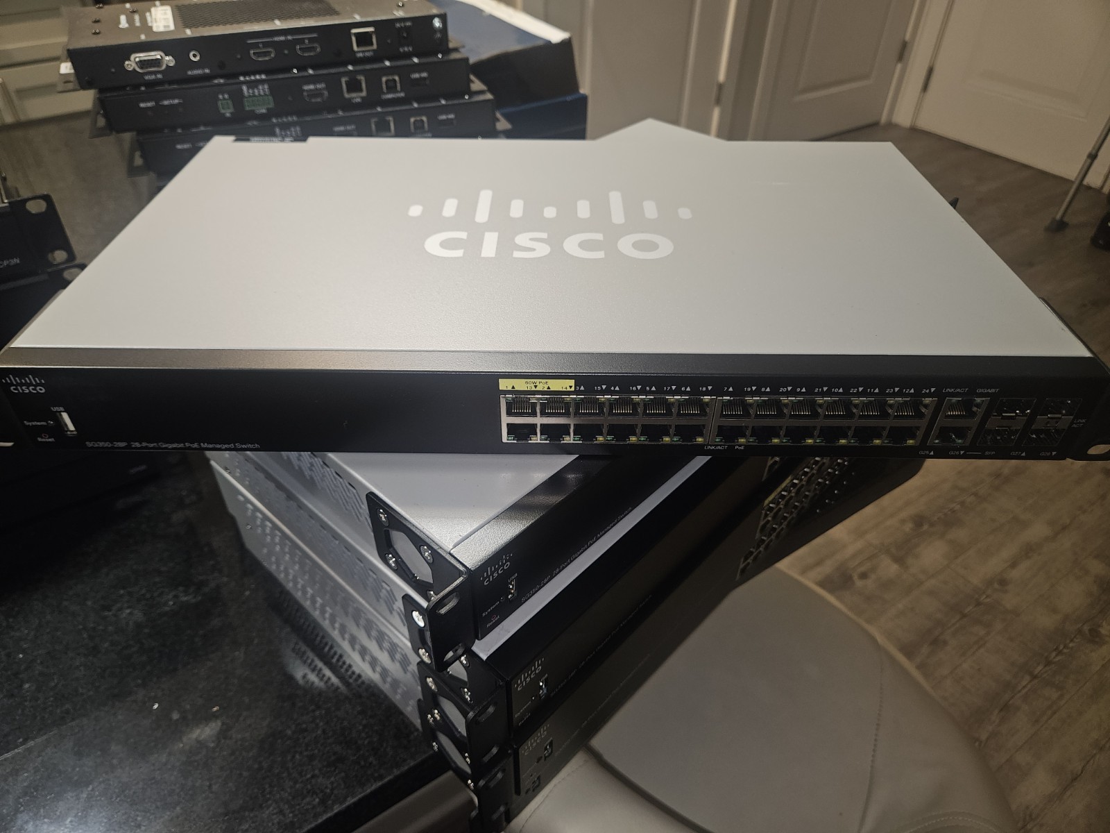 Cisco SG350-28 28-Port Network Switch
