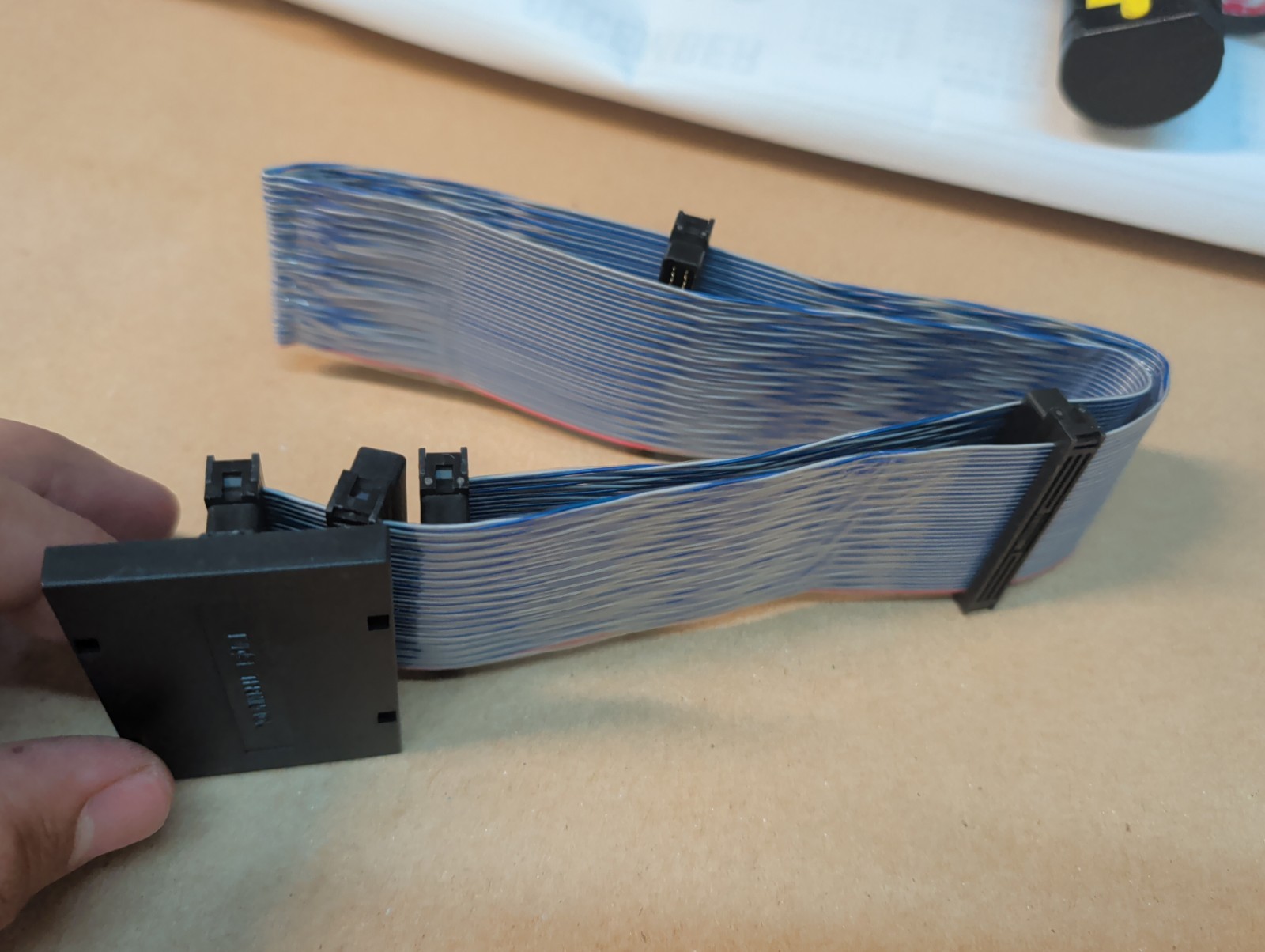 Ultra SCSI Ribbon Cable Internal 68PIN 2-Device 24 Inch w terminator new 