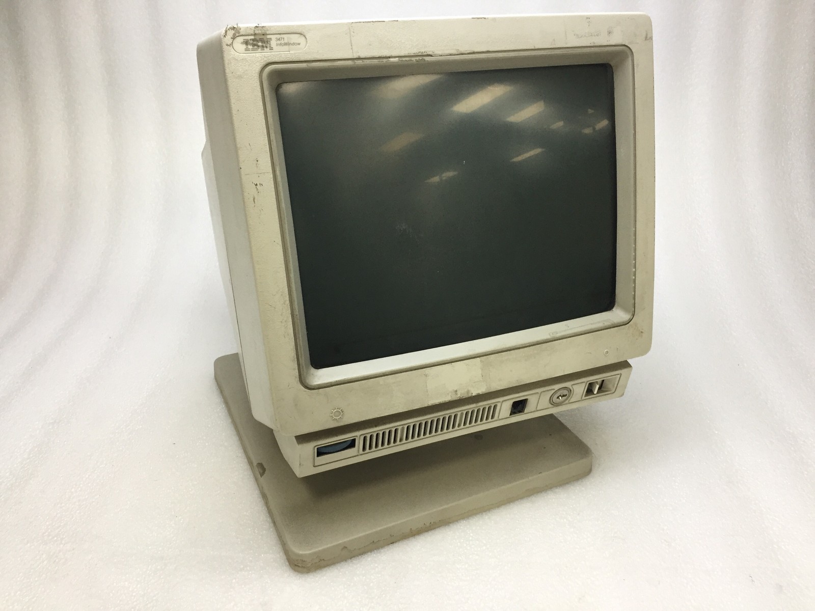Vintage IBM 3476 Green Twinax 14in Display Terminal Workstation Monitor