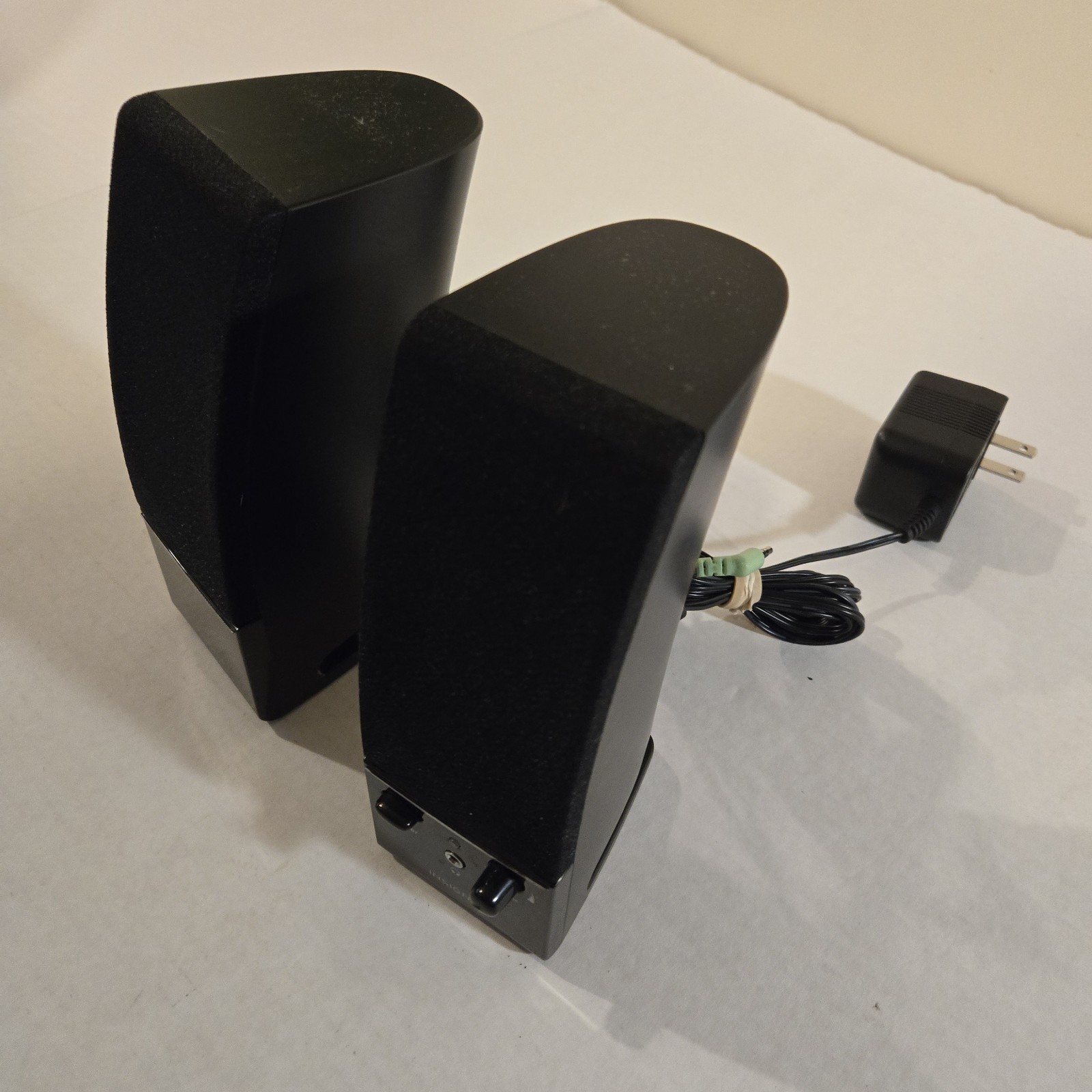 Insignia NS-PCS20 2.0 Stereo Computer Speakers 3.5mm Audio Plug Tested