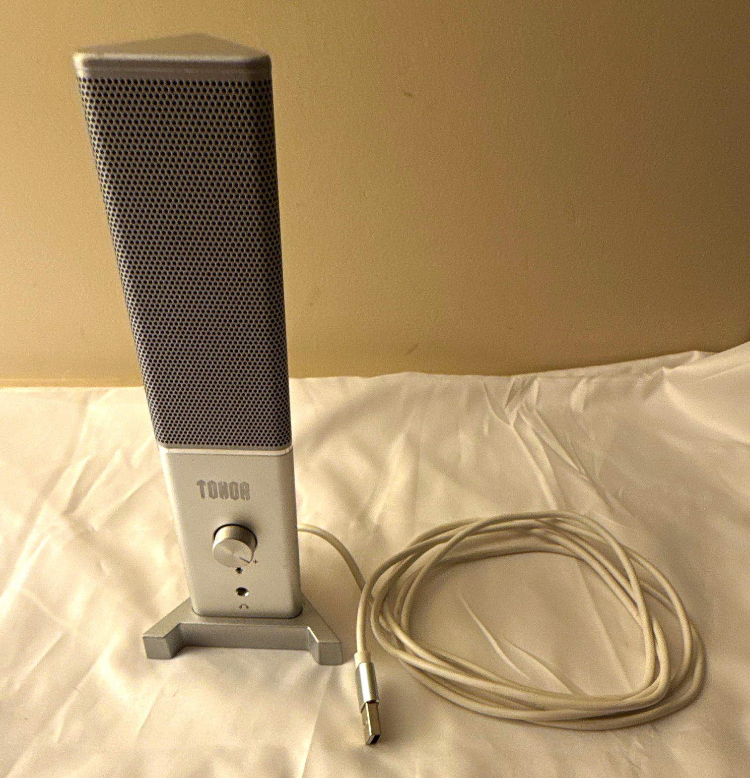 TONOR TC-1020 USB condenser microphone with a volume/gain control knob.
