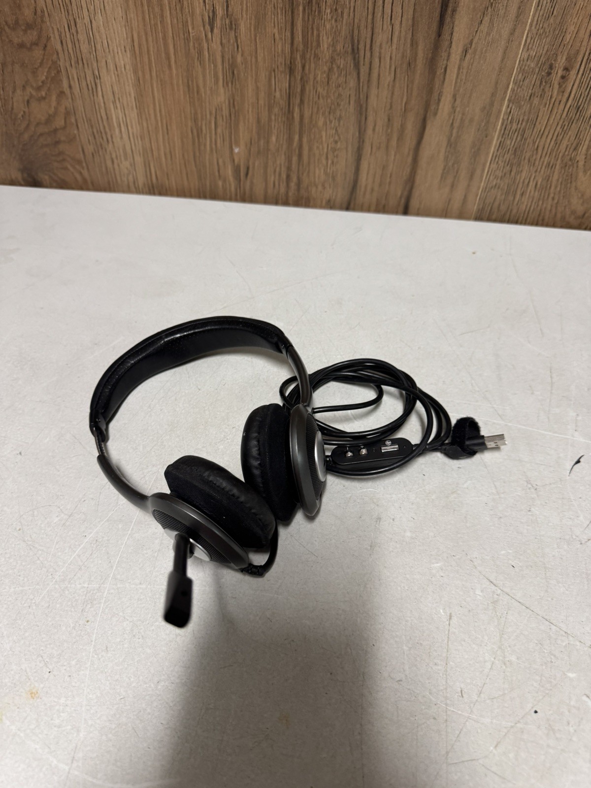 Logitech USB Stereo Headset with Noise-Canceling Mic & Inline Controls Black
