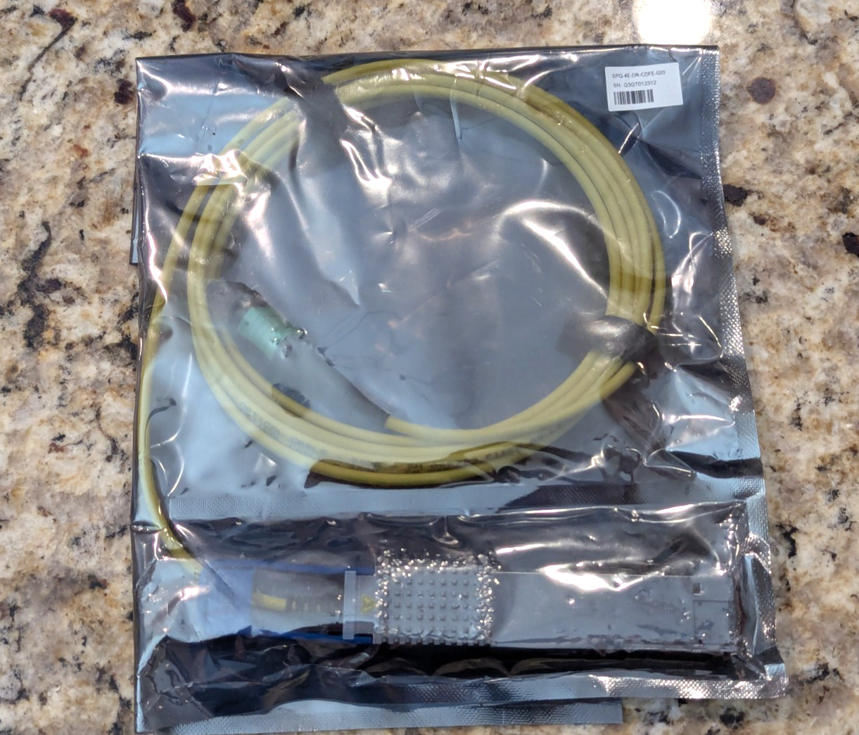 Source Photonics SPQ-4E-DR-CDFE-020 Transceiver Module Pull