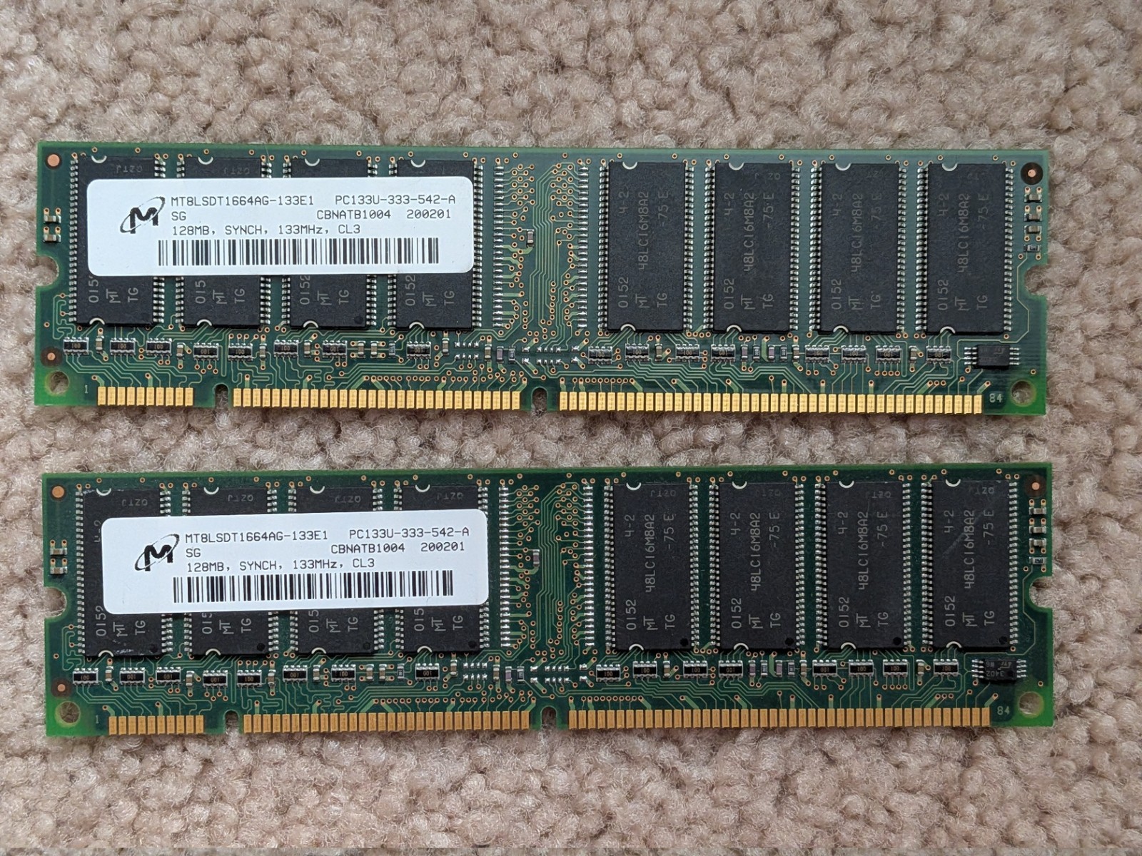 256MB of Micron PC133 128MB DIMM 133 MHz CL3  SDRAM Memory (MT8LSDT1664AG-133E1)