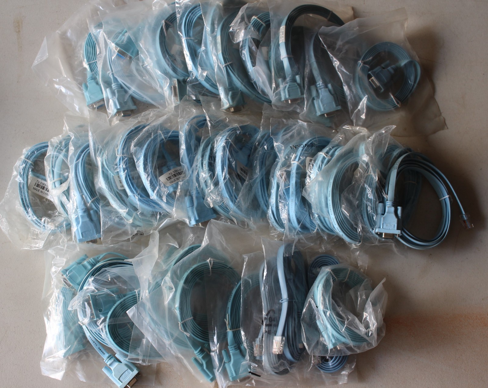 NOS Cisco Systems Network Cables Lot # 72-3383-01 AWM 20251
