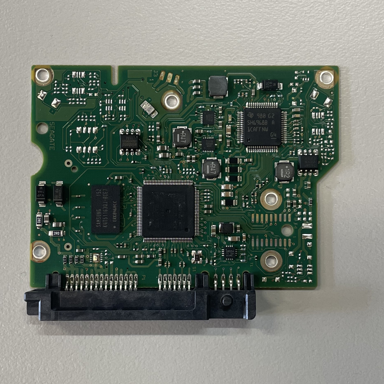 Seagate ST2000DM001 3.5" 2TB SATA HDD PCB Board 100664987 REV A FW CC4A