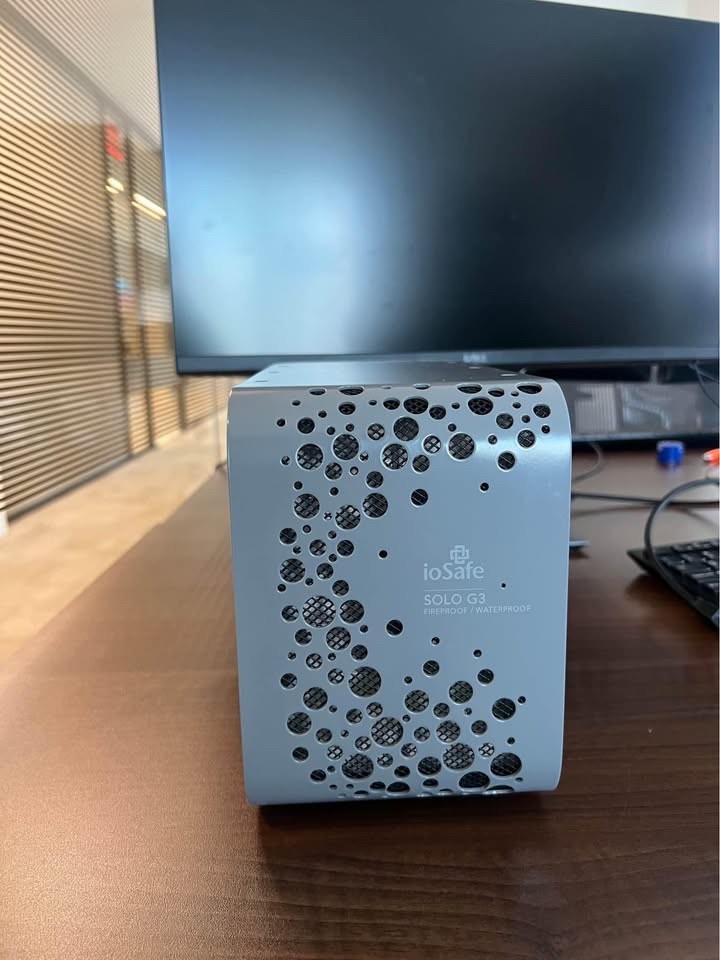 Iosafe Solo G3 External Storage Fireproof - never used