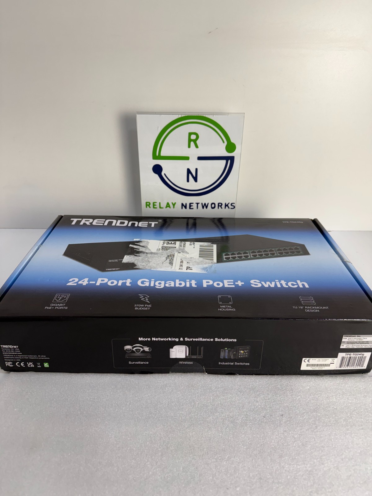 NEW / OPEN BOX  TRENDnet TPE-TG240g 24-Port Gigabit PoE+ 370W Switch