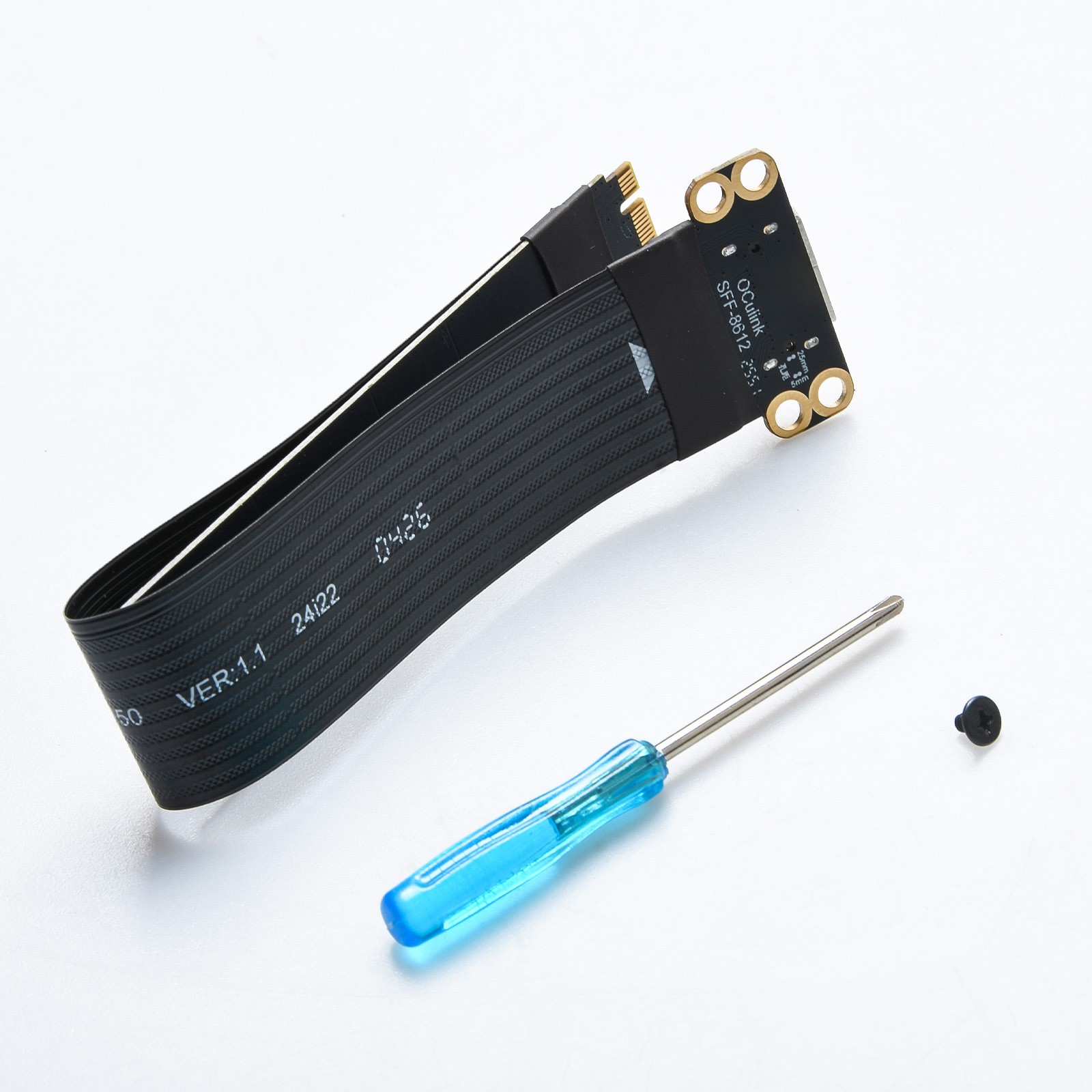 M.2 NVMe PCIe 4.0 to OCuLink SFF-8612 Adapter w/ Screwdriver 15cm FPC 64Gbps 4
