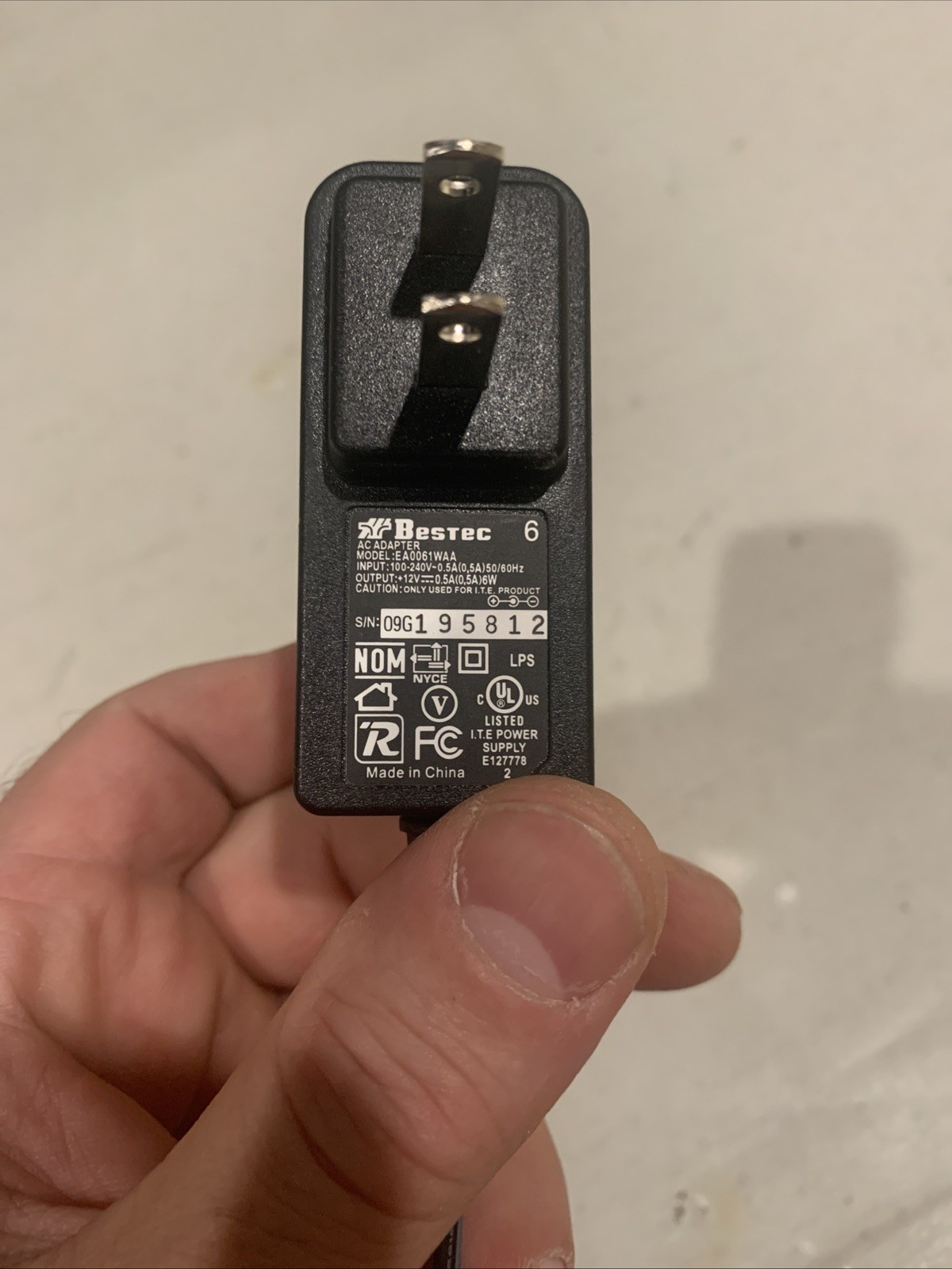 Bestec AC DC Power Adapter 12V 0.5A Model EA0061WAA