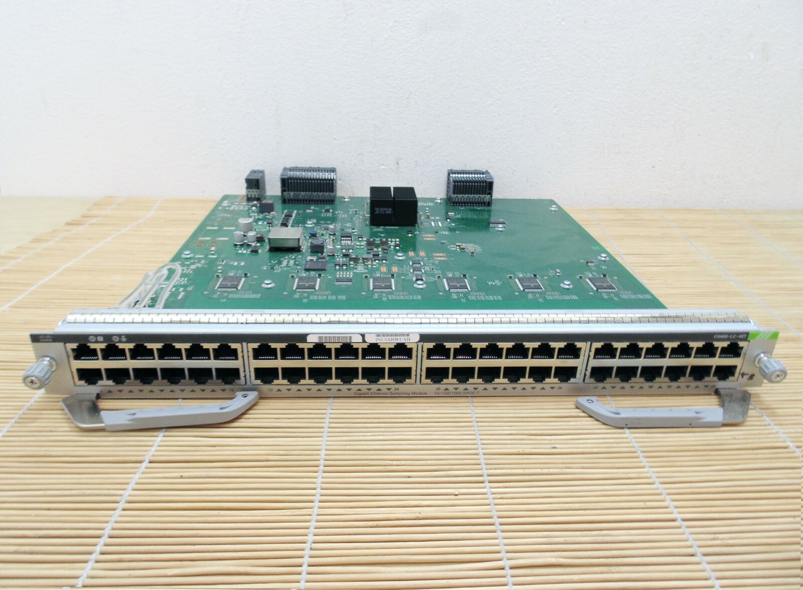 Cisco C9400-LC-48T Cisco Catalyst 9400 Series 48-Port 10/100/1000 RJ-45